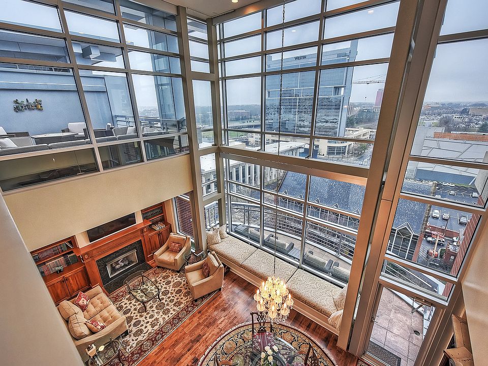1st image of 435 S Tryon St Unit 905