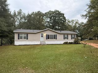 64 Shamrock Rd, Luverne, AL 36049