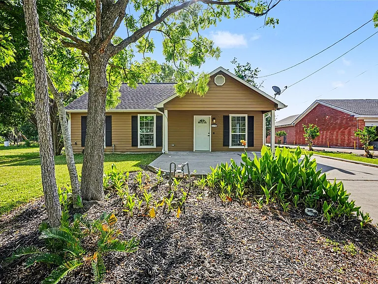 326 S Bell Dr — Photo 25