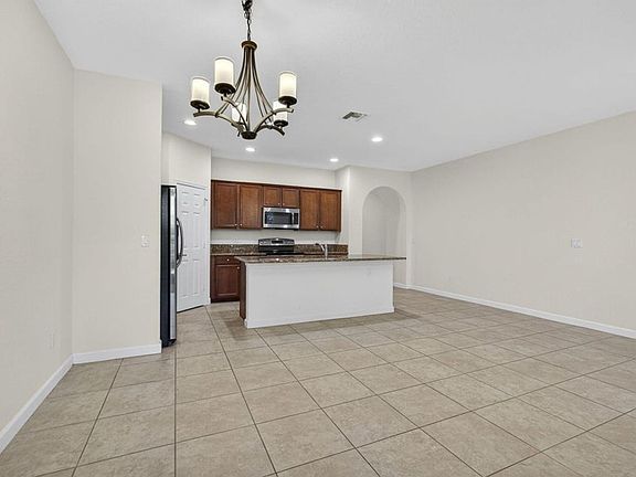 5th image of 10348 Wellington Parc Dr
