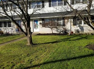 527 W 3rd Ave, Parkesburg, PA 19365