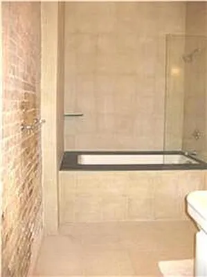 Rented by R New York | media 11