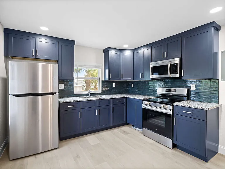 101 Deland Ave #6 — Photo 6