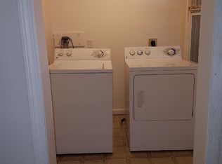 61 Yale St APT 2, Waterbury, CT 06704