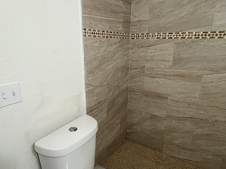 2910 Sunrise Blvd #M — Photo 9