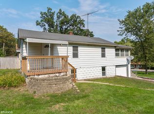 349 Hartman Ct, South Elgin, IL 60177