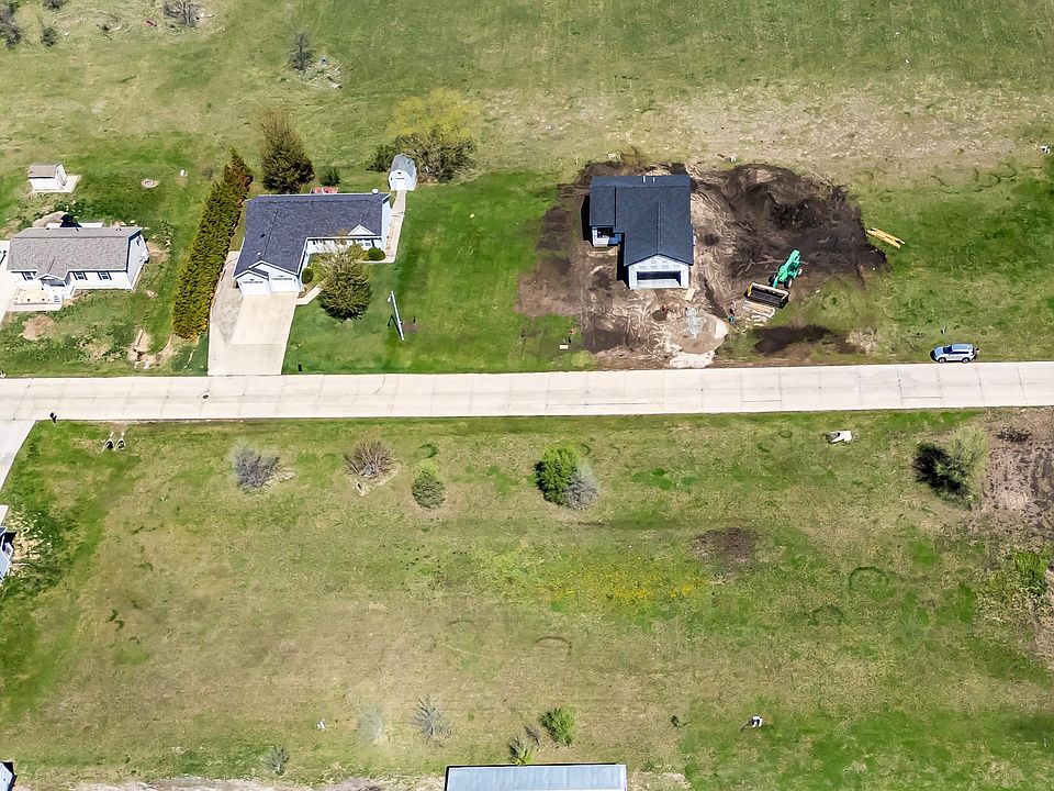 2nd image of LOT 5 Hunter Dr