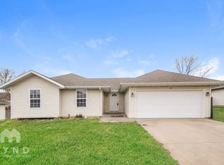 418 N Century Pl, Republic, MO 65738
