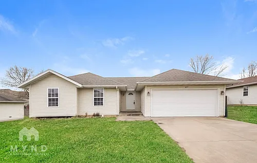 418 N Century Pl Photo 1