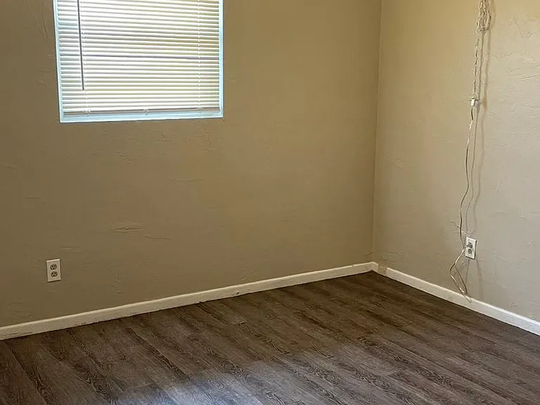 1723 Dixon Blvd #11 — Photo 7