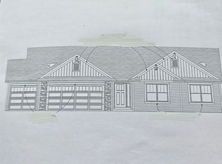 1065 E Birchwood Dr, Beloit, WI 53511