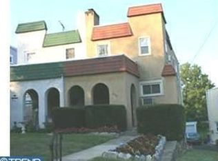 393 Lakeview Ave, Drexel Hill, PA 19026