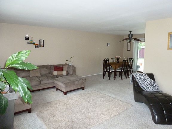 4th image of 6637 Balsam Dr