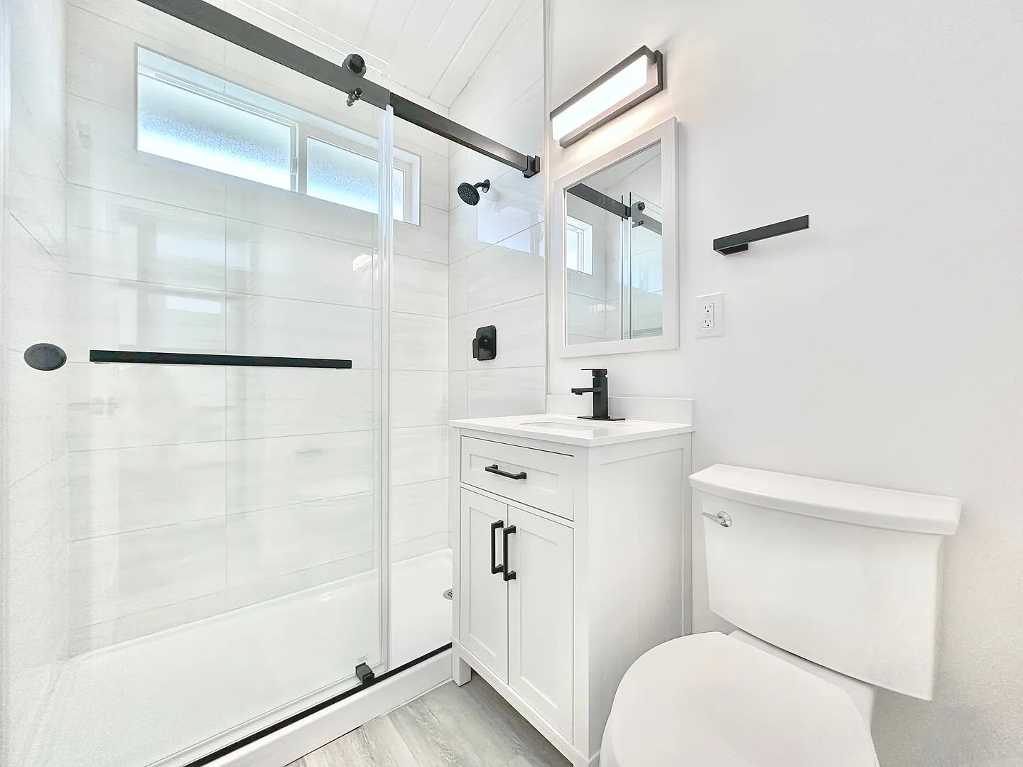 820 Coronado Terrace — Photo 3