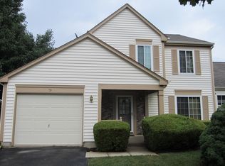 79 Newbury Ln, Mundelein, IL 60060