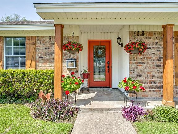 2nd image of 3431 Pebble Beach Dr