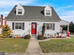 105 E Ruth Ave, Robesonia, PA 19551