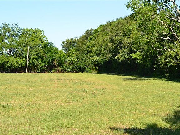 2nd image of 2341 NW State Highway 11