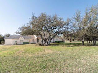 517 Park Place Dr, Georgetown, TX 78628