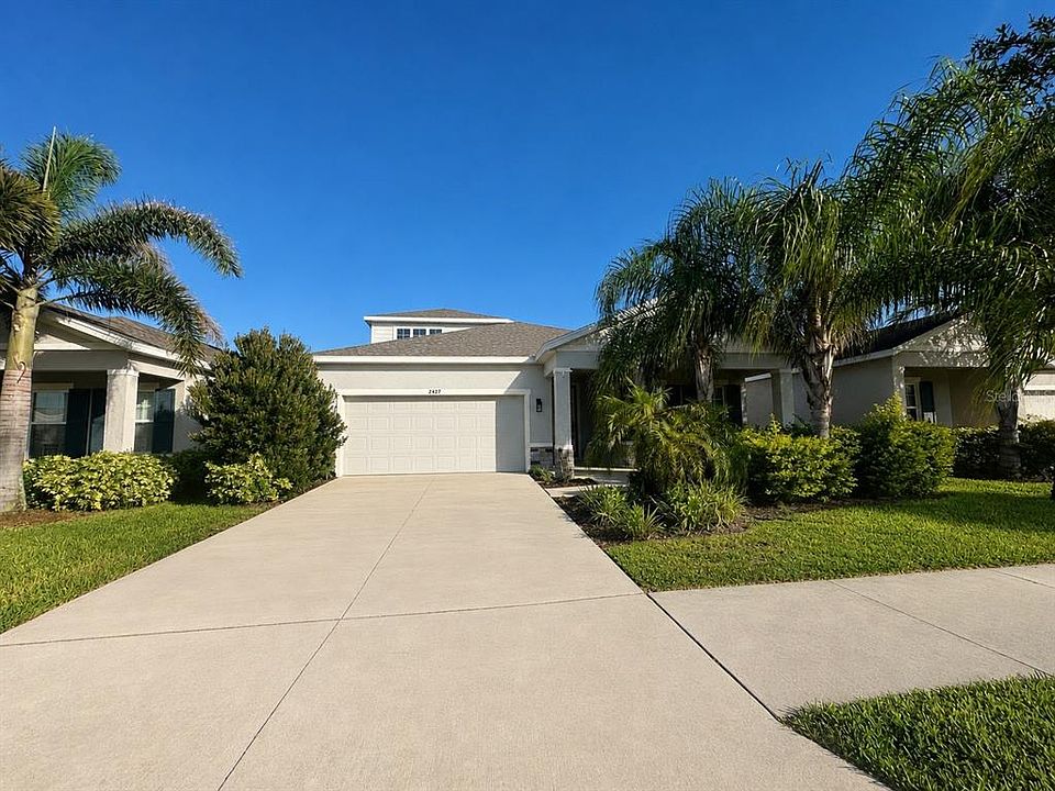 1st image of 2427 Portico St