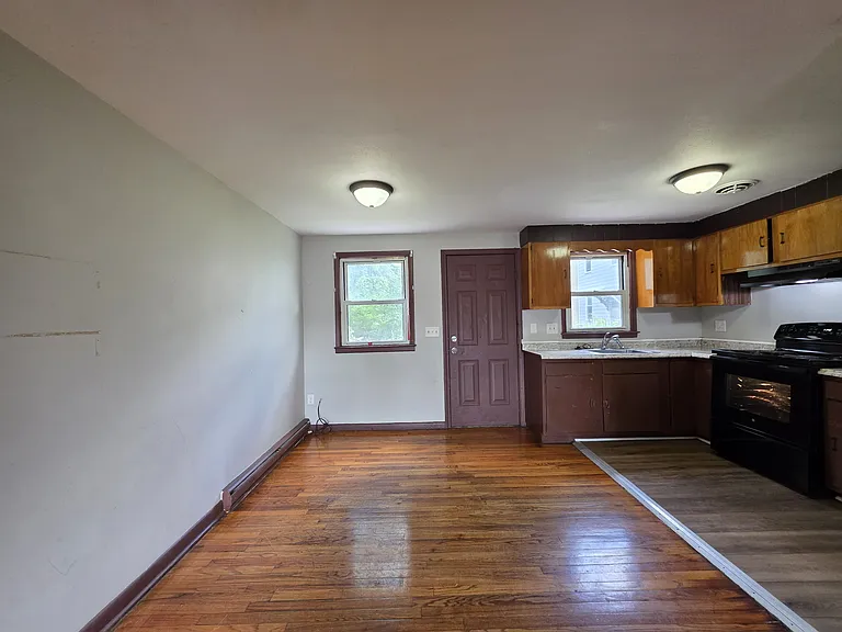 66 Clinton Ave #1 — Photo 5