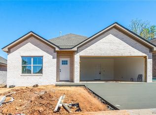 435 Creek Side Loop Rd, Tuscaloosa, AL 35404