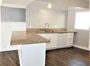 1970 Cedar Ave, Long Beach, CA 90806
