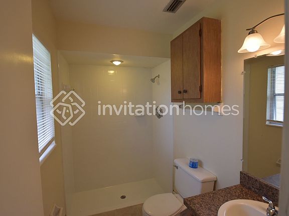5th image of 420 Tangelo Dr