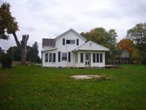 3rd image of 1533 County Road 1575