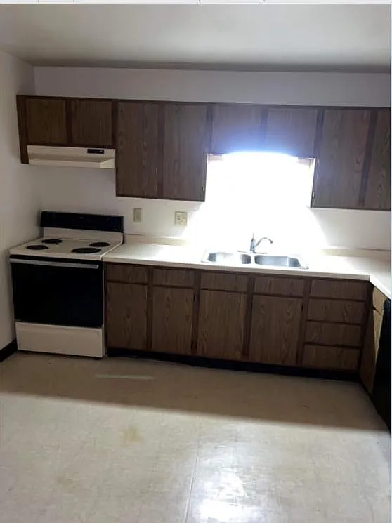 2 bed, 800 sqft, $1,095 — Photo 1
