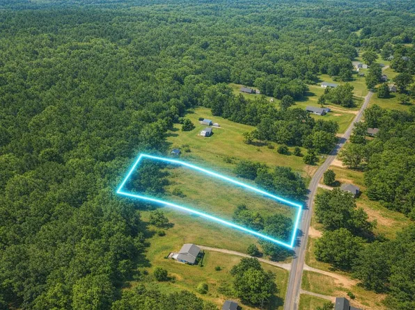 114 Lucille Dr, Gray Court, SC 29645