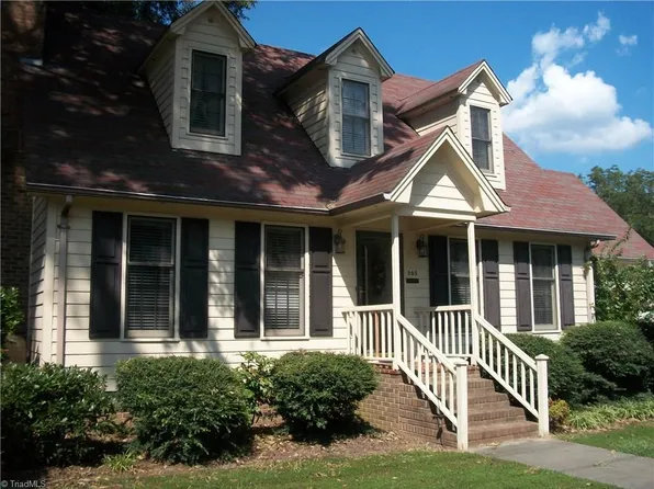 305 E Main St, Troy, NC 27371