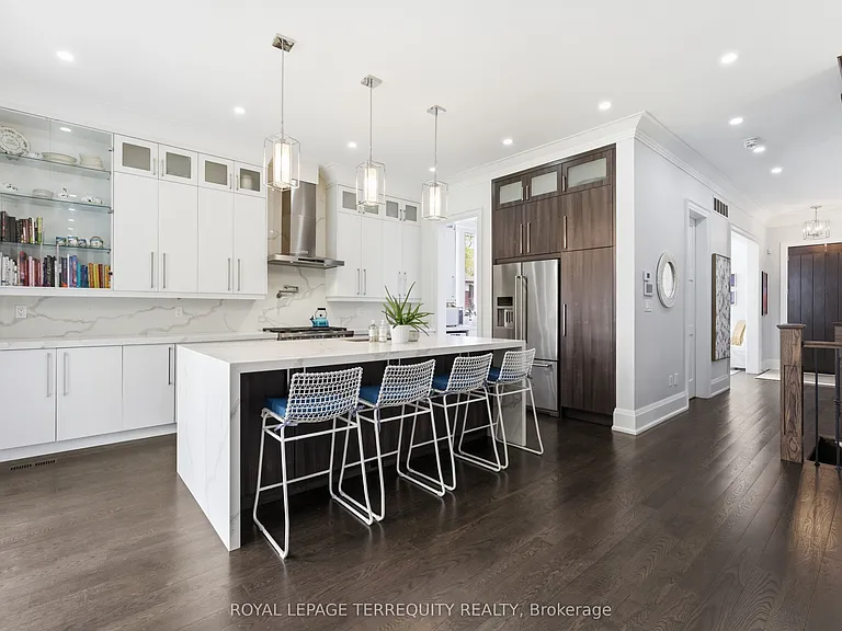 130 Edgecroft Rd — Photo 12
