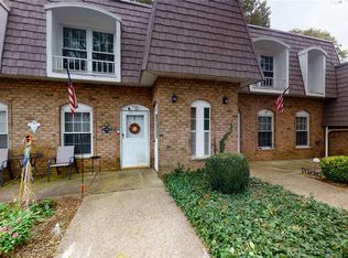 655 Middle Country Rd APT 2E1, Coram, NY 11727