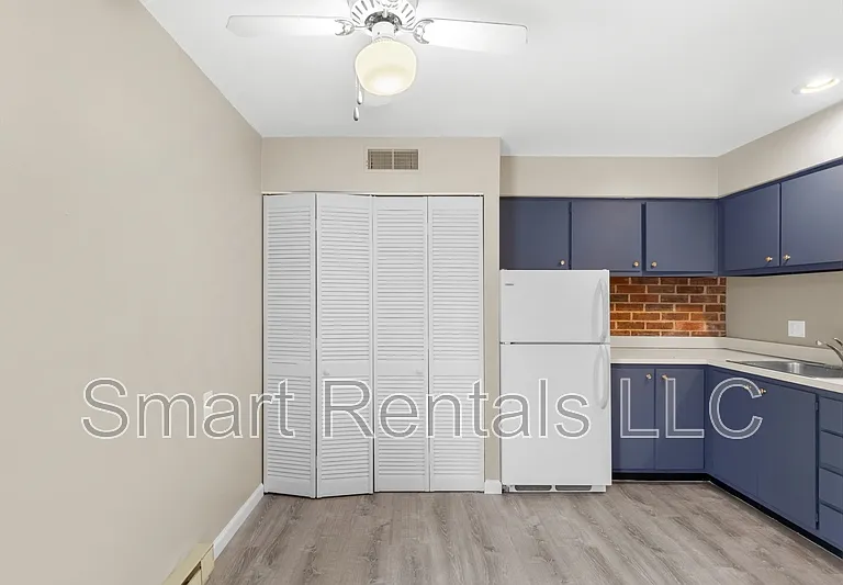 9955 Chateau Roi Dr #A — Photo 10