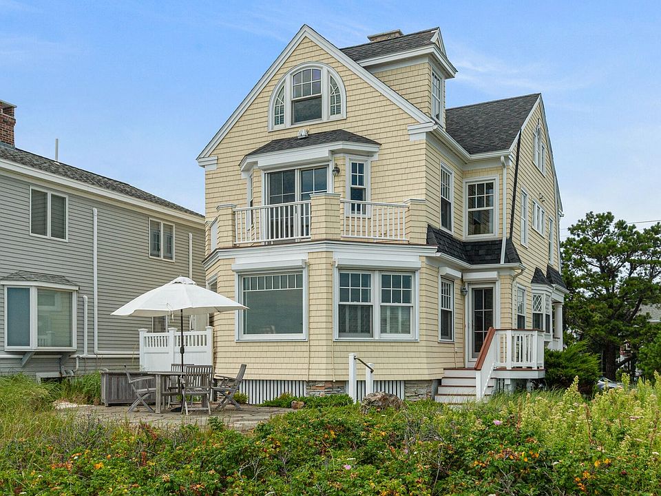 441 Ocean Avenue, Wells, ME 04090 | Zillow
