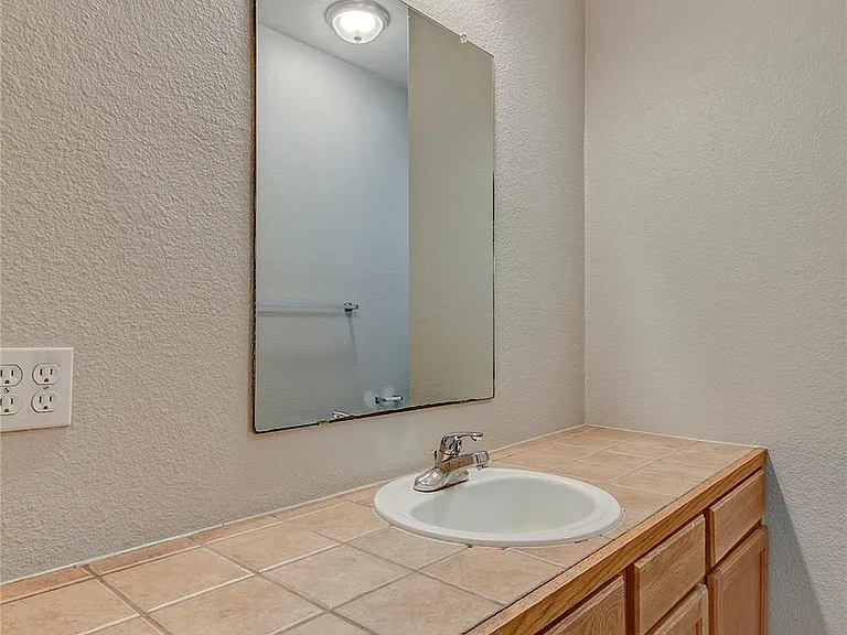 126 Sandstone Dr #D — Photo 12