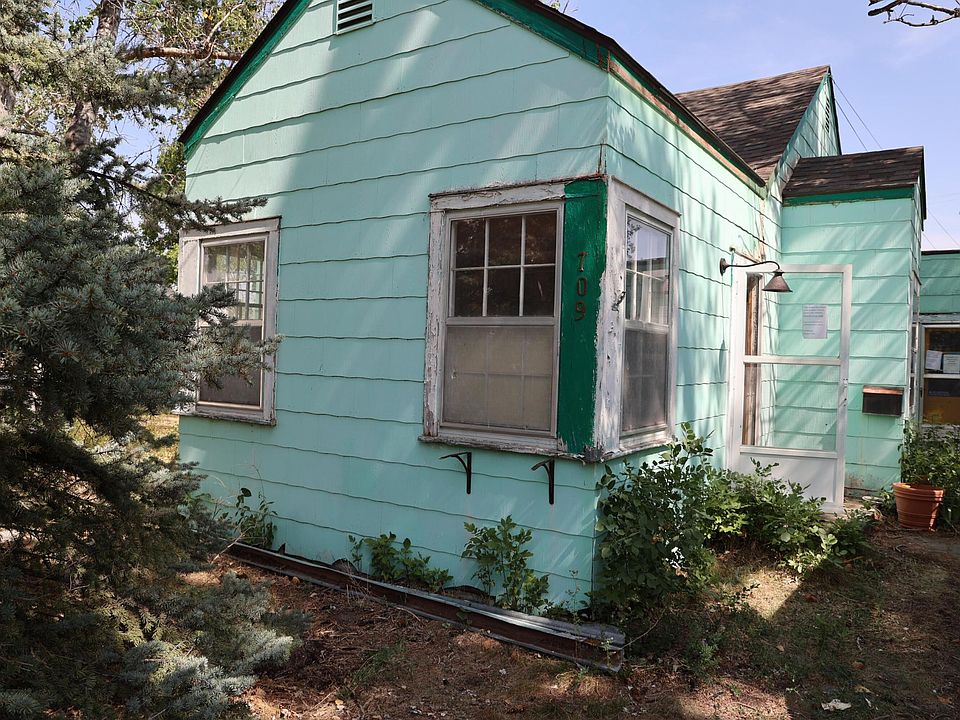 709 Montana St, Valier, MT 59486 Zillow