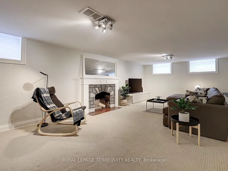 20 Elderidge Ave — Photo 28