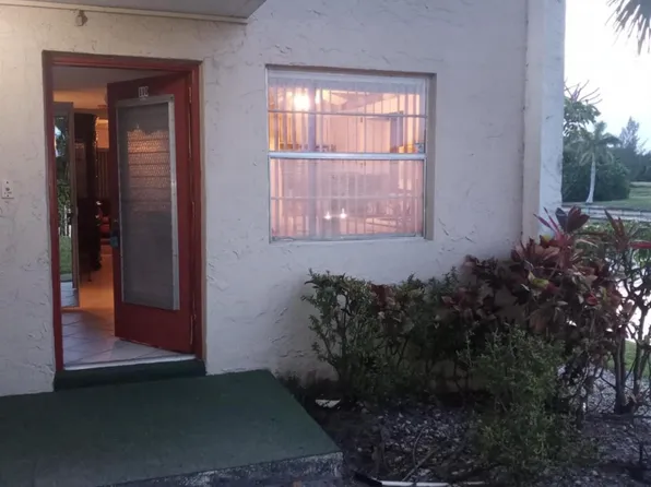 3521 Inverrary Drive #110, Lauderhill, FL 33319