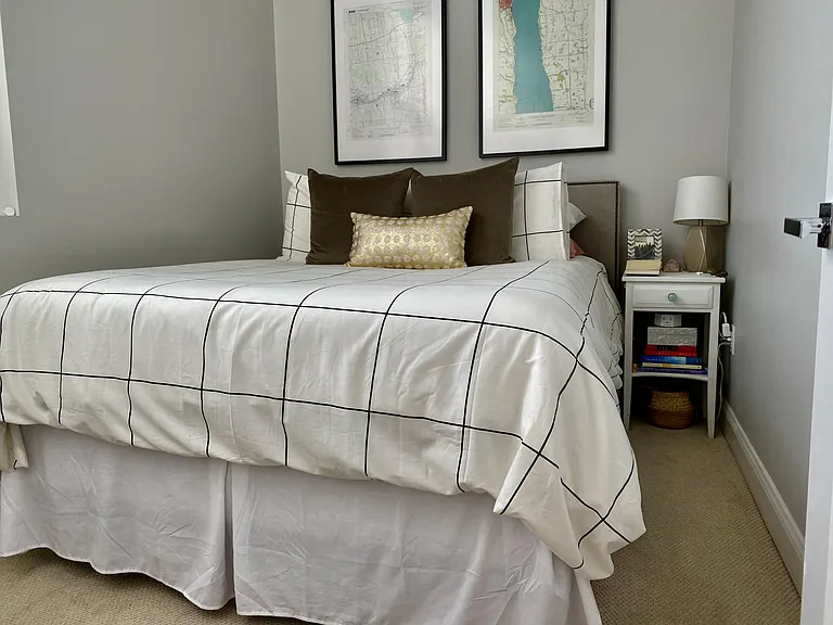 77 Van Dam St #201 — Photo 16