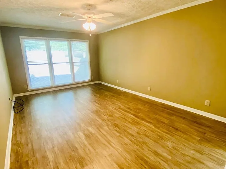1404 Prairie Ln — Photo 14