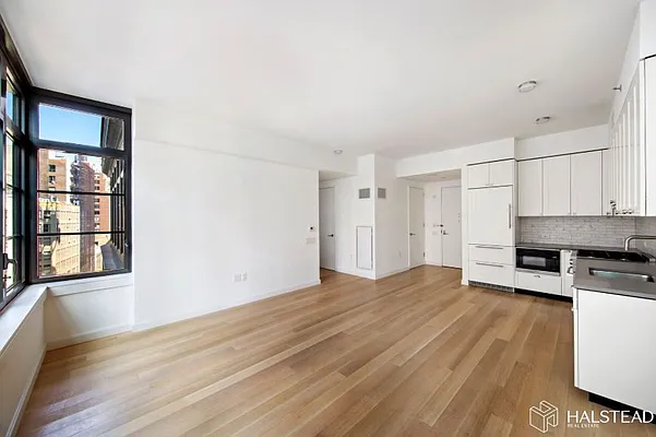 Rented by Halstead Real Estate | media 20