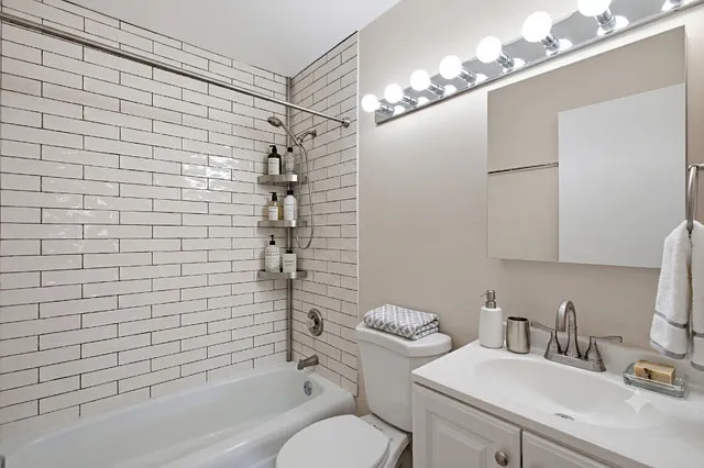 3511 N Central Rd #302 — Photo 15