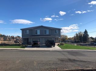 215 N 76th Ave UNIT 1, Yakima, WA 98908