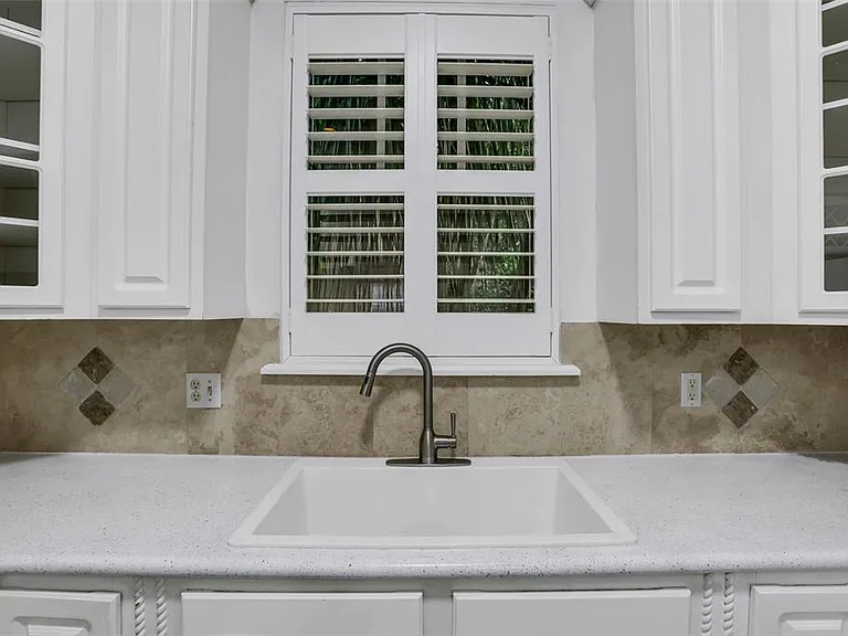 148 S Thornton Ave — Photo 25