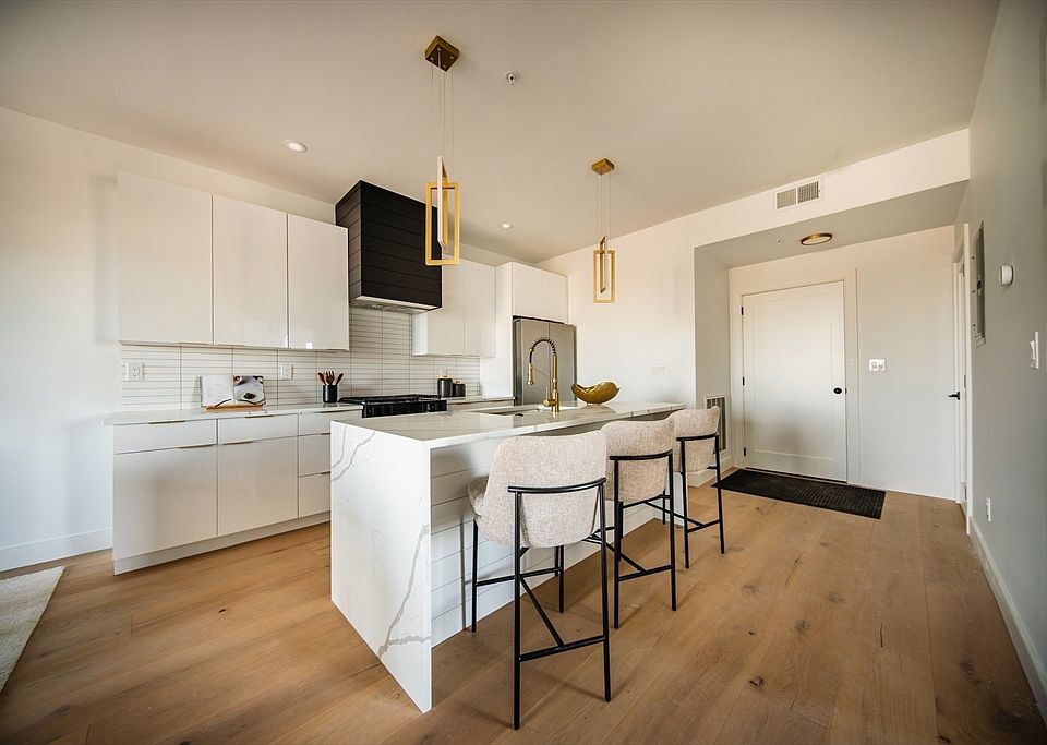 1st image of 66 McGrath Hwy #509