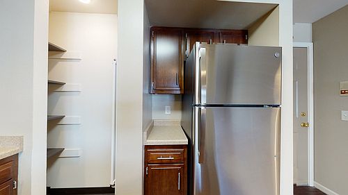 1st image of 4517 Hammersley Rd APT 204