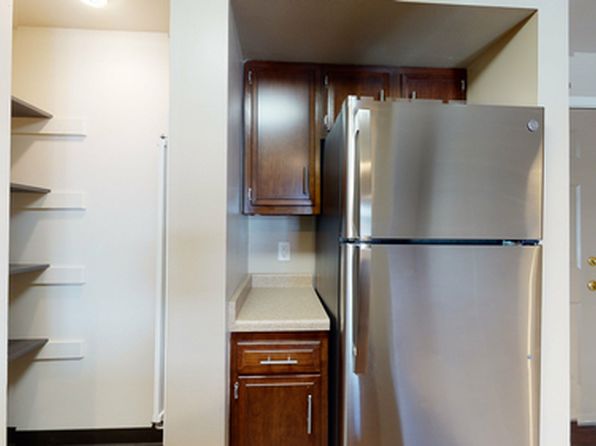 4517 Hammersley Rd APT 204