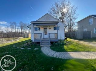 2519 Hartline Dr, Rochester Hills, MI 48309